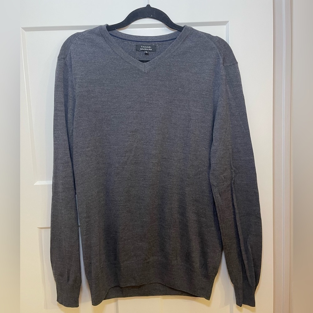 Tahari Merino Wool Sweater Size M